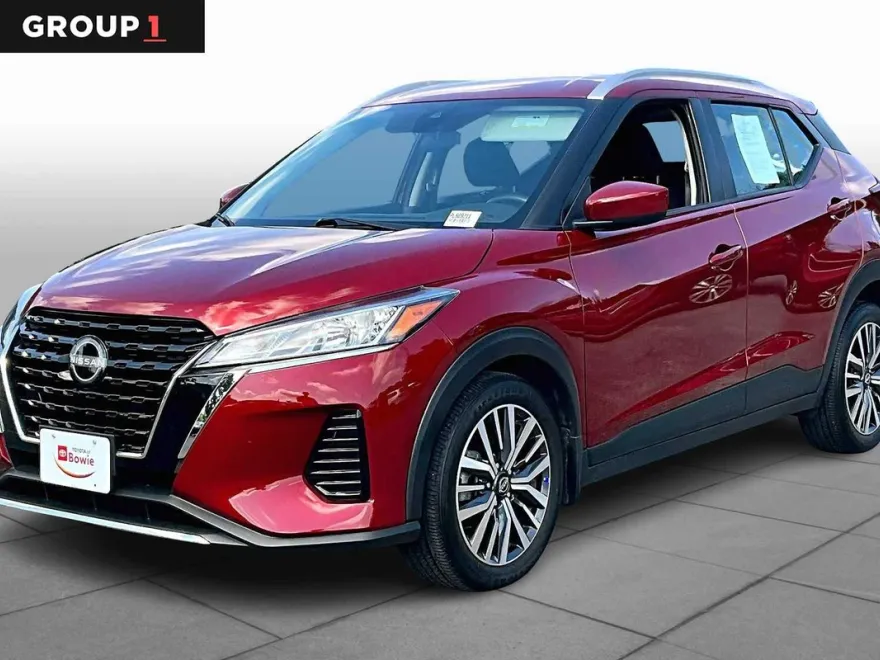 2023 Nissan Kicks SV photo 1