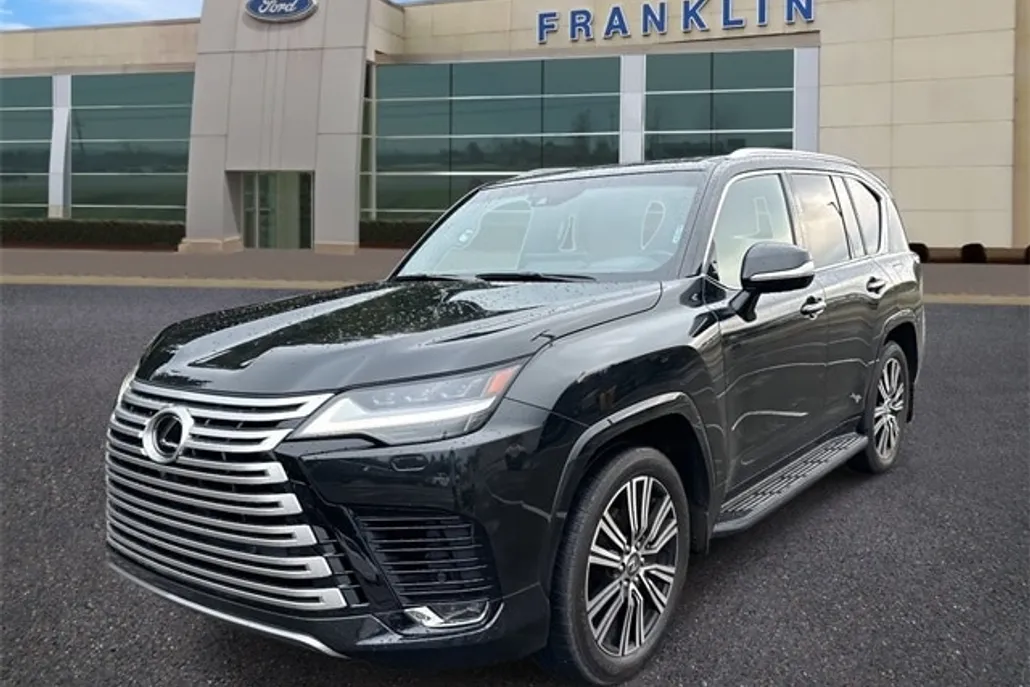 2024 Lexus LX 600 Luxury photo 1