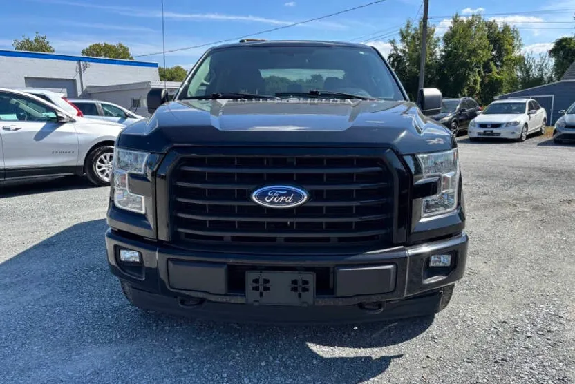 2017 Ford F-150 XL photo 1
