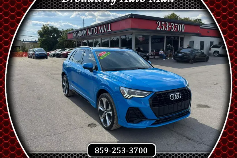 2022 Audi Q3 S line Premium Plus 45 TFSI photo 1