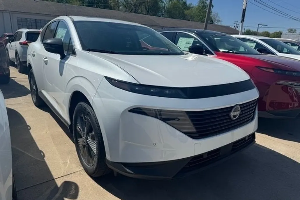 2025 Nissan Murano SL photo 1