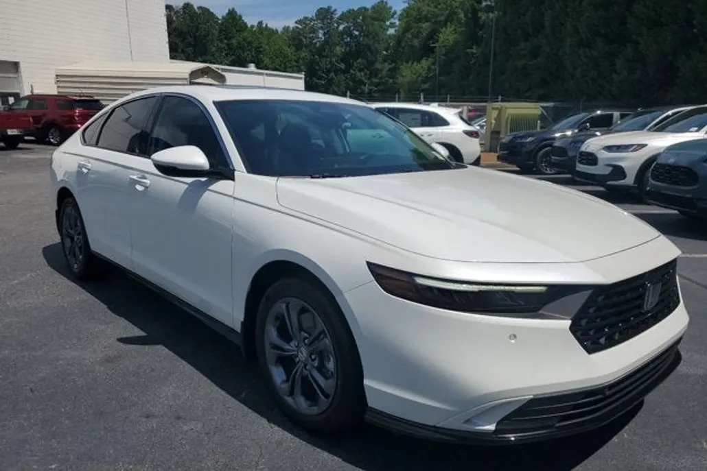 2024 Honda Accord Hybrid EX-L photo 1