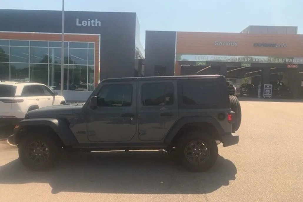 2024 Jeep Wrangler Sport S photo 1