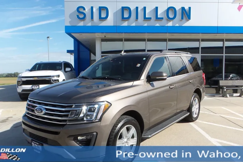 2019 Ford Expedition XLT photo 1