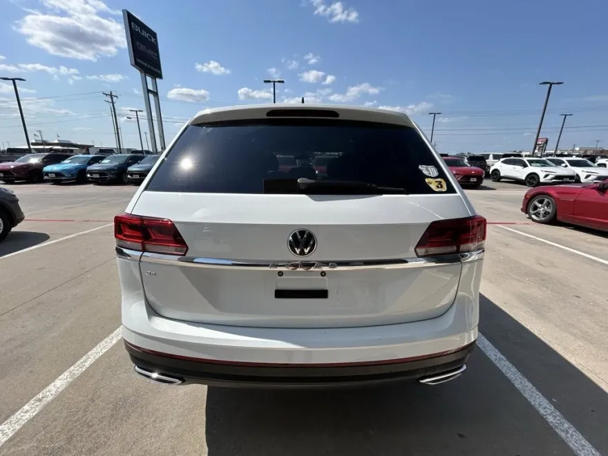 2023 Volkswagen Atlas SE Technology photo 1