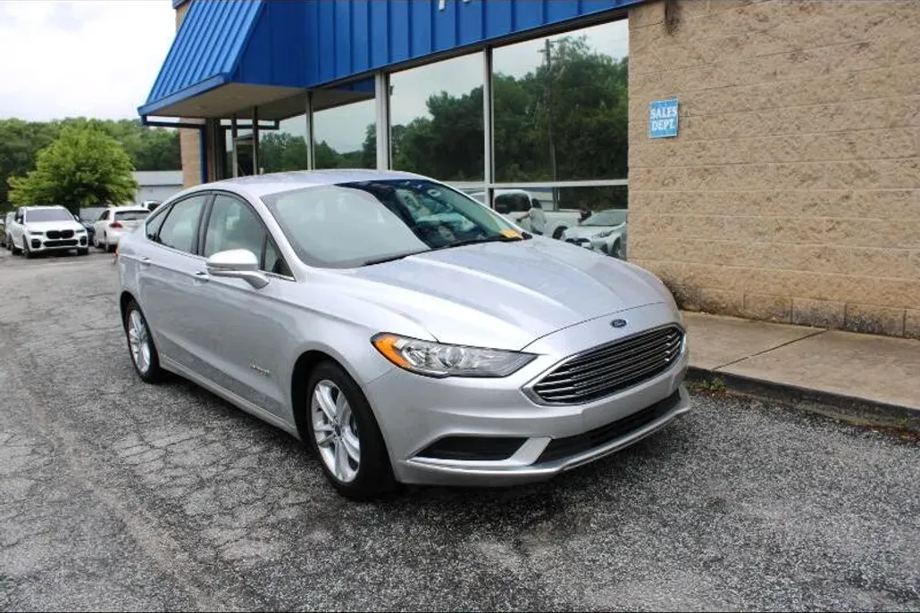 2018 Ford Fusion Hybrid SE photo 1