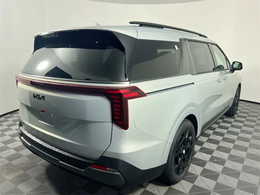 2026 Kia Carnival SX Prestige photo 1