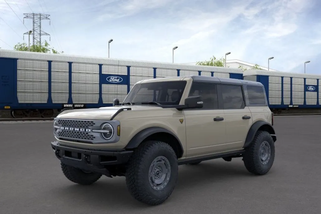 2025 Ford Bronco Badlands photo 1