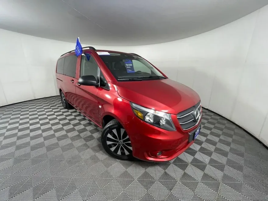 2023 Mercedes Benz Metris Passenger Van photo 1