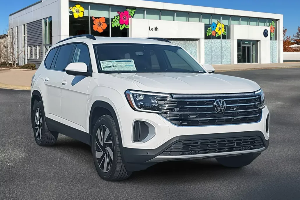 2025 Volkswagen Atlas SE Technology photo 1