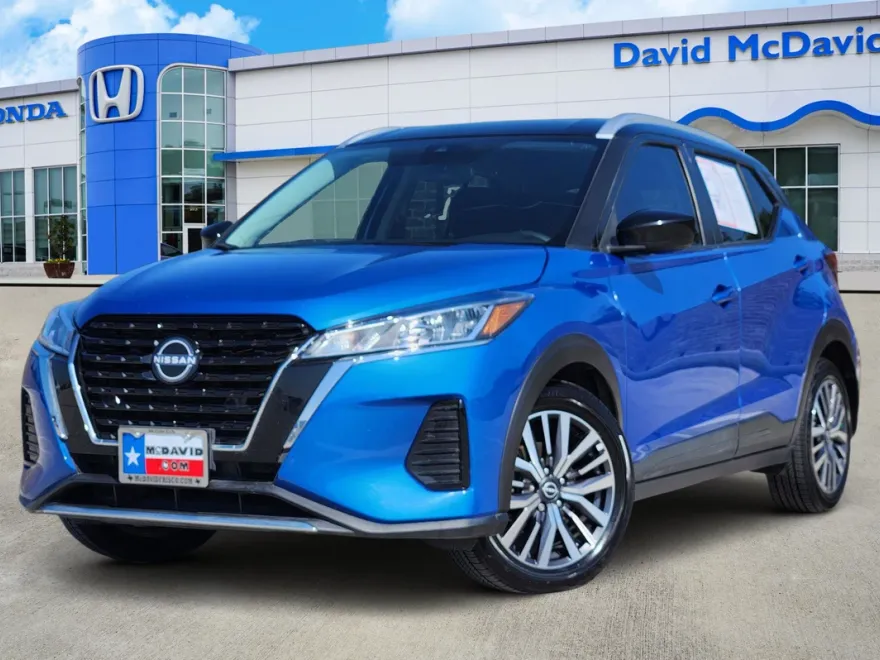 2023 Nissan Kicks SV photo 1