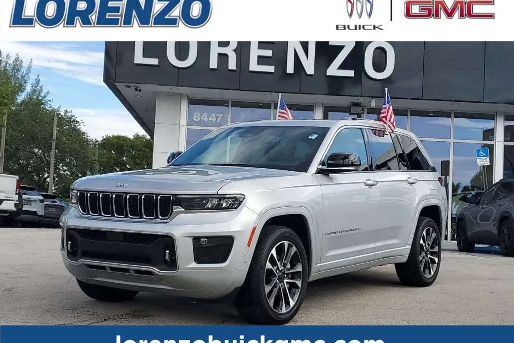 2022 Jeep Grand Cherokee Overland photo 1