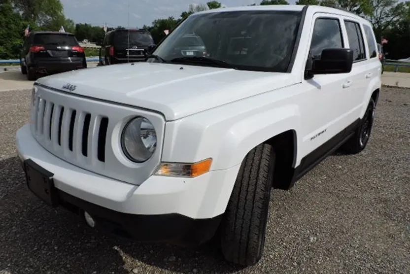 2015 Jeep Wrangler Unlimited Rubicon photo 1