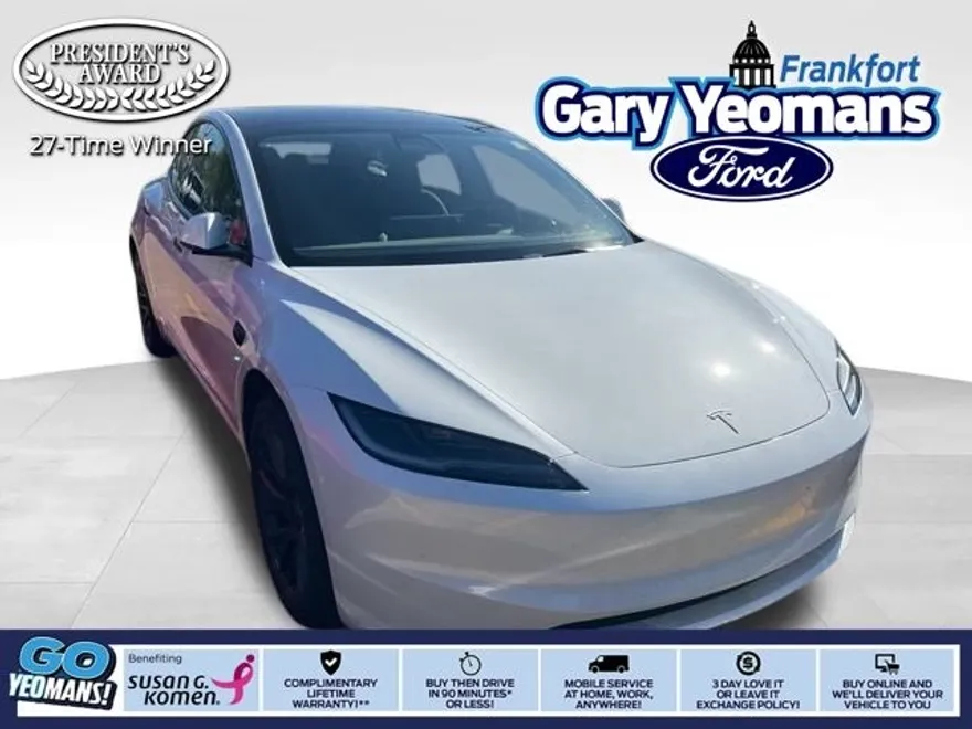 2025 Tesla Model 3 Long Range photo 1