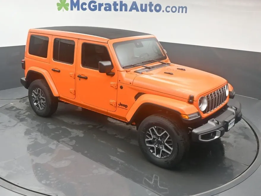 2025 Jeep Wrangler Sahara photo 1