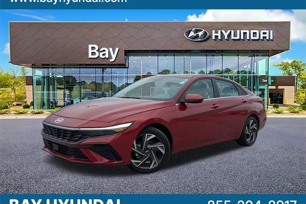 2024 Hyundai Elantra SEL photo 1