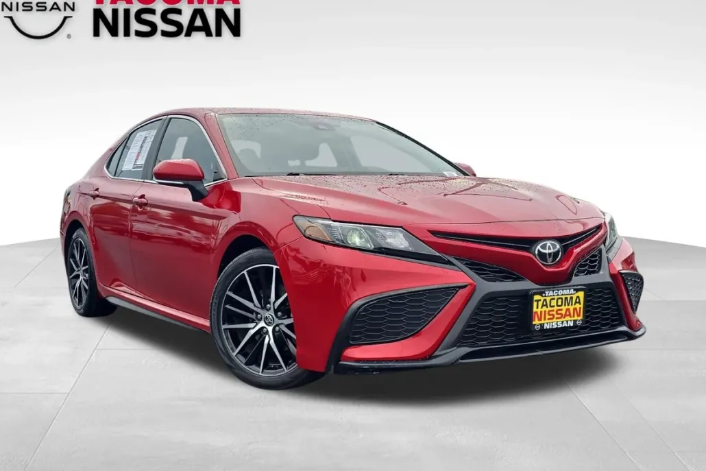 2023 Toyota Camry SE photo 1