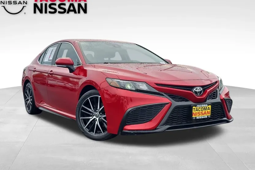 2023 Toyota Camry SE photo 1