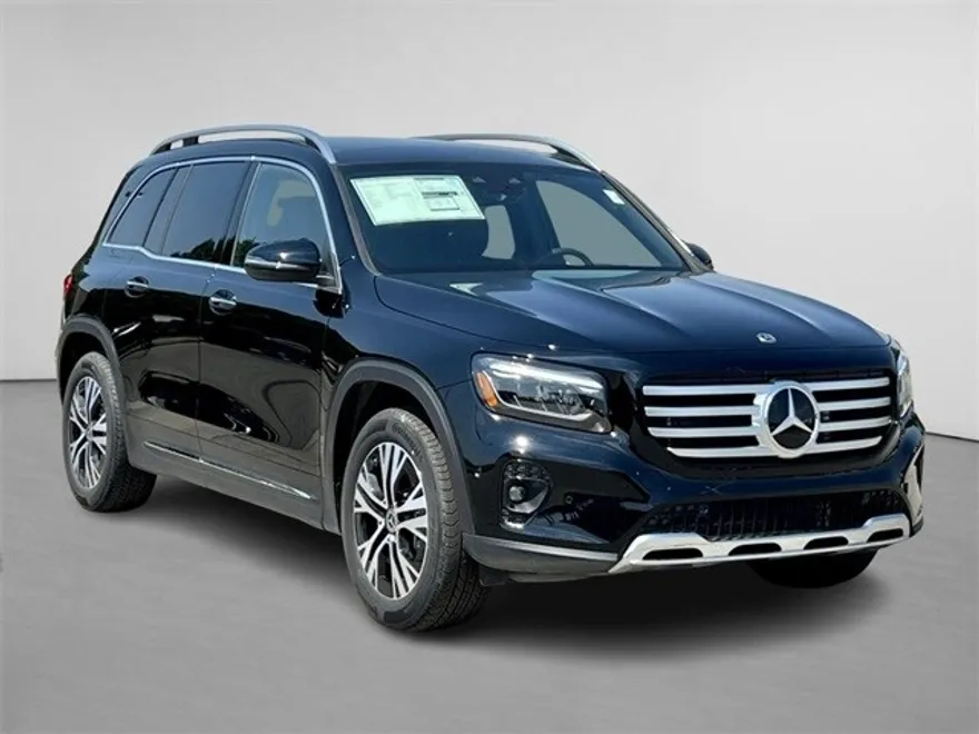 2024 Mercedes Benz GLB 250 4MATIC photo 1