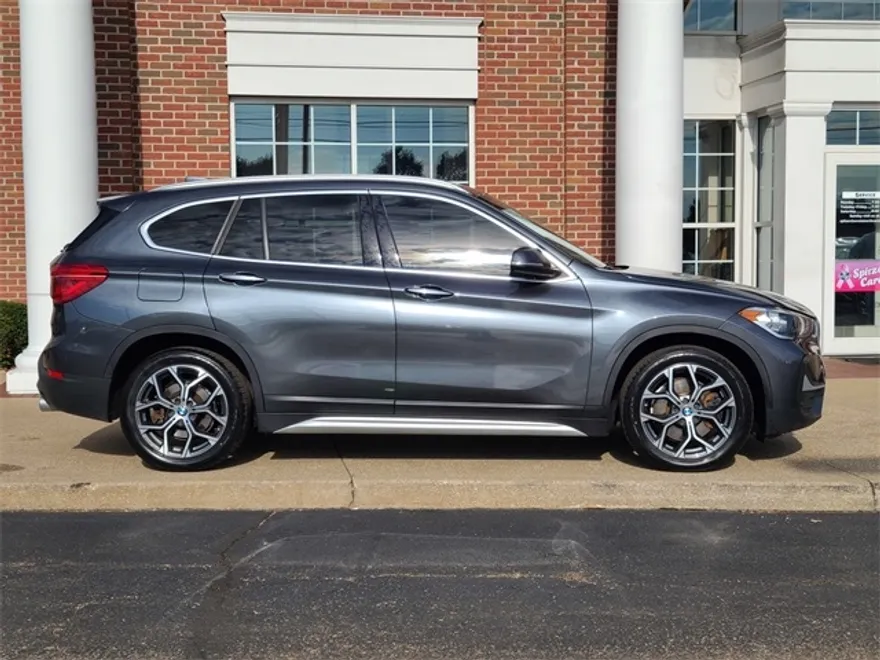 2021 Bmw X1 XDrive28i photo 1