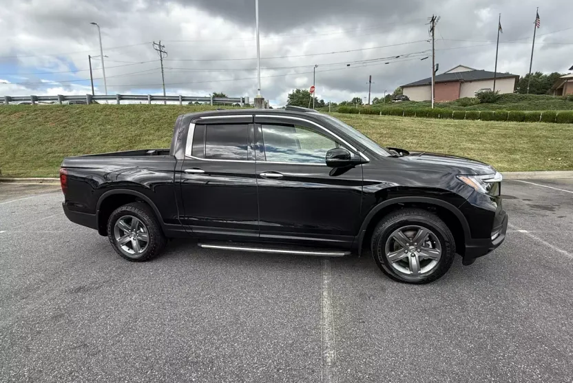 2023 Honda Ridgeline RTL-E photo 1
