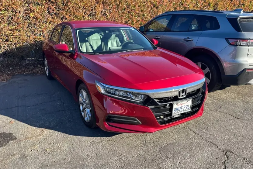 2019 Honda Accord LX photo 1