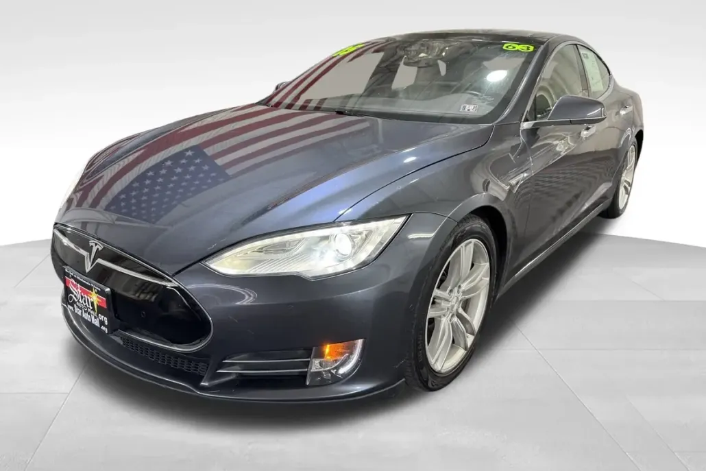 2015 Tesla Model S 70D photo 1