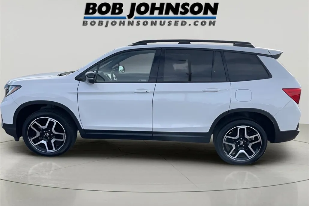 2022 Honda Passport Elite photo 1