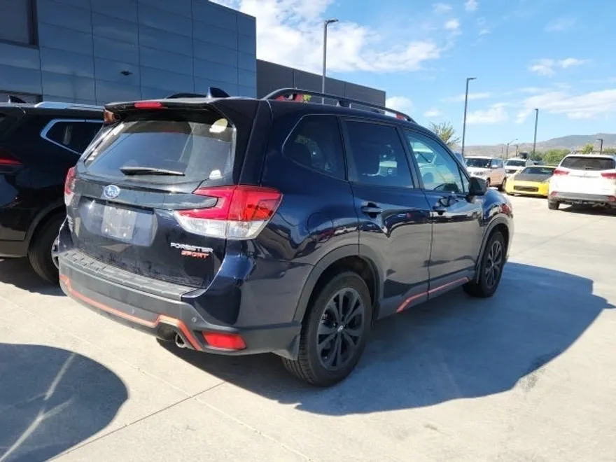 2020 Subaru Forester Sport photo 1