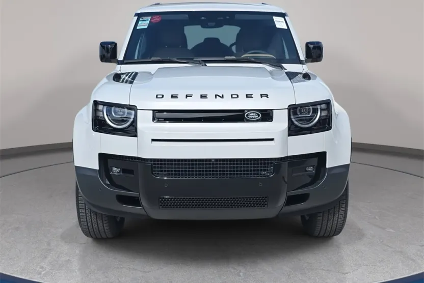 2026 Land Rover Defender 110 S photo 1