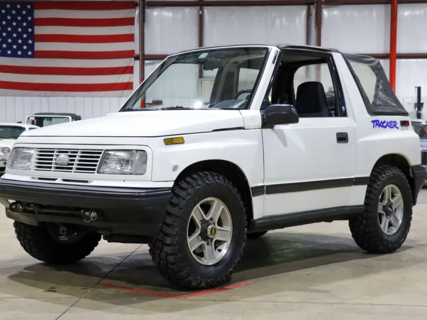 1994 Geo Tracker 1/2 Ton Nominal photo 1