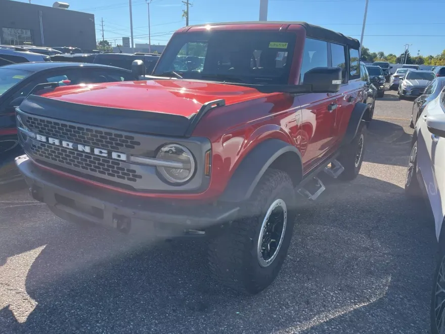 2022 Ford Bronco Badlands photo 1