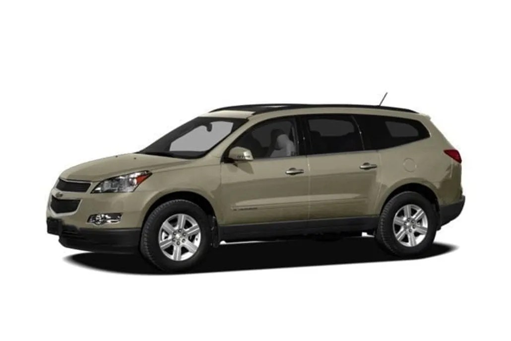 2011 Chevrolet Traverse 1LT photo 1