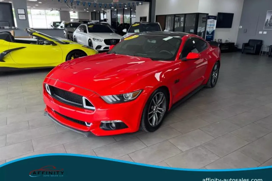 2016 Ford Mustang GT Premium photo 1