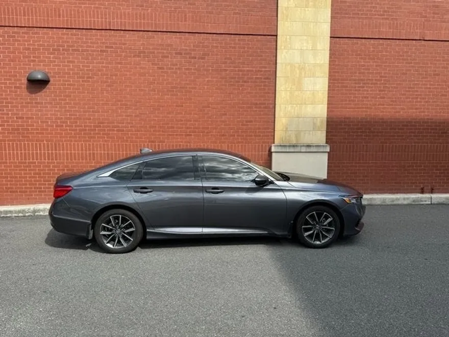 2022 Honda Accord EX-L photo 1