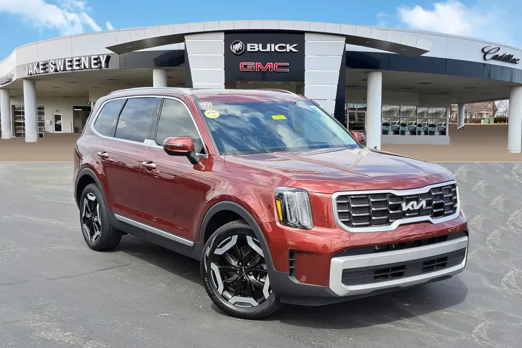 2023 Kia Telluride S photo 1