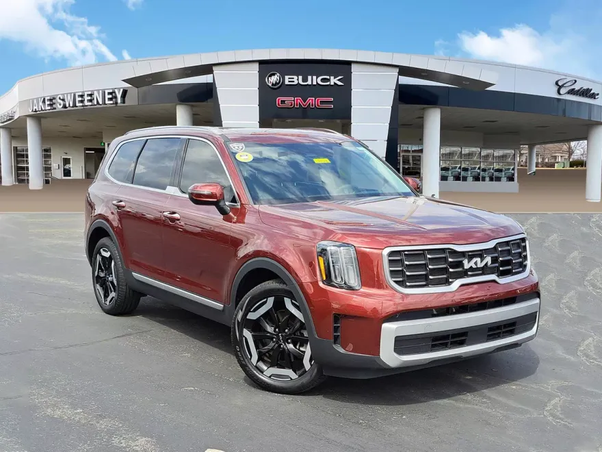 2023 Kia Telluride S photo 1