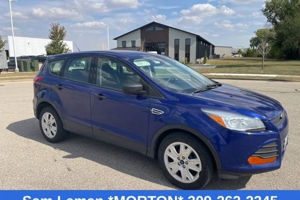 2016 Ford Escape S photo 1