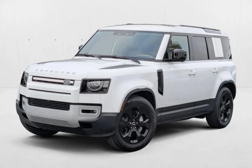 2025 Land Rover Defender 110 S photo 1