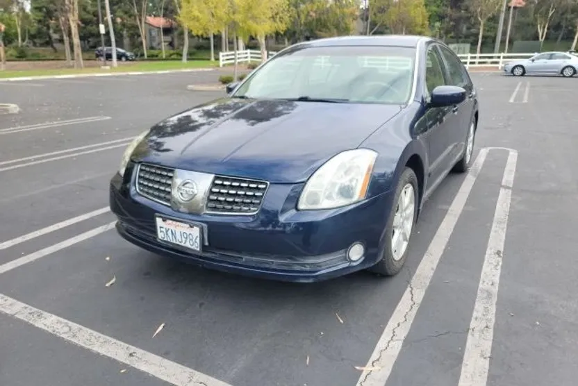 2005 Nissan Maxima SL photo 1