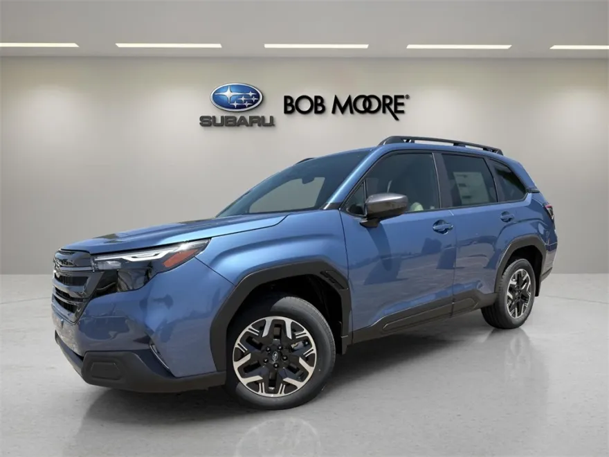 2025 Subaru Forester Premium Base photo 1