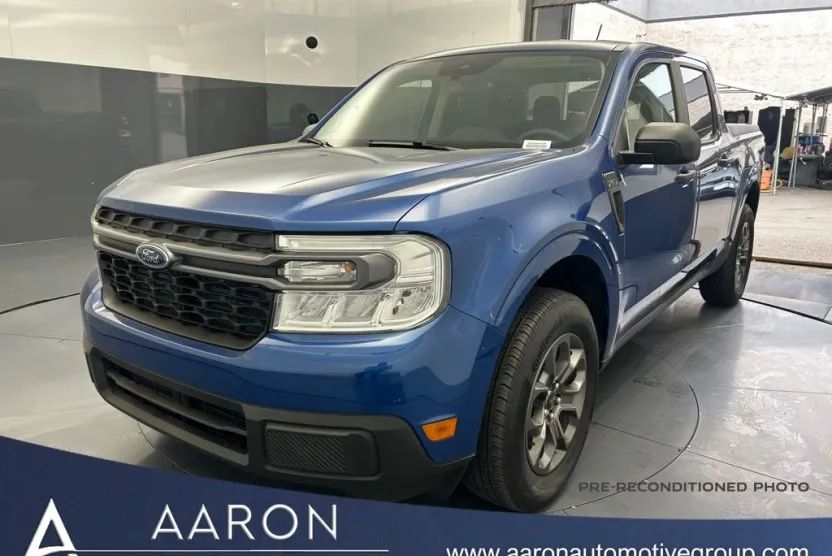 2024 Ford Maverick XLT photo 1