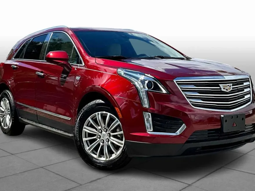 2017 Cadillac XT5 Luxury photo 1