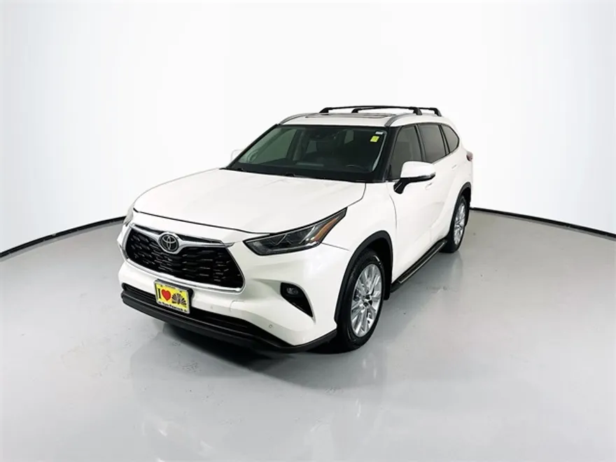 2021 Toyota Highlander Limited photo 1