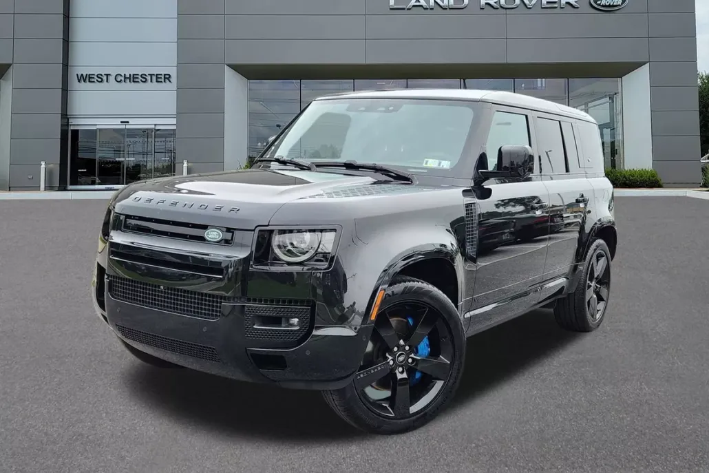 2022 Land Rover Defender 110 V8 photo 1