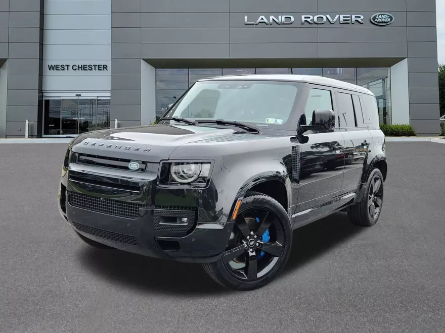 2022 Land Rover Defender 110 V8 photo 1