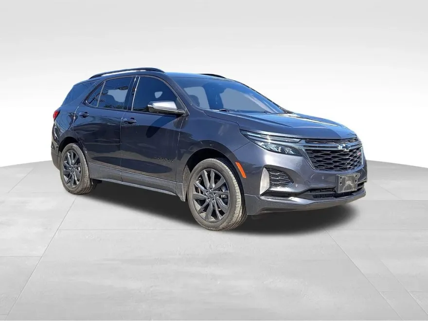 2023 Chevrolet Equinox RS photo 1