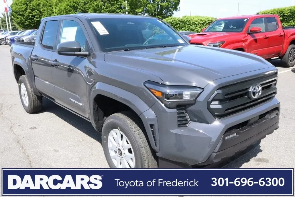 2025 Toyota Tacoma SR5 photo 1
