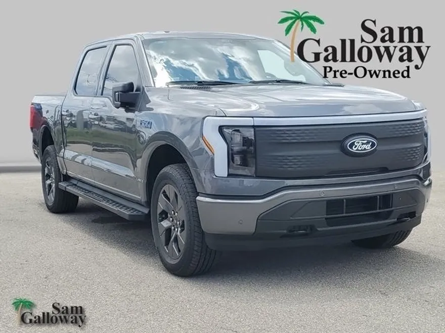 2025 Ford F-150 Lightning photo 1