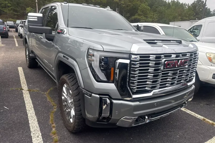 2024 Gmc Sierra HD Denali photo 1